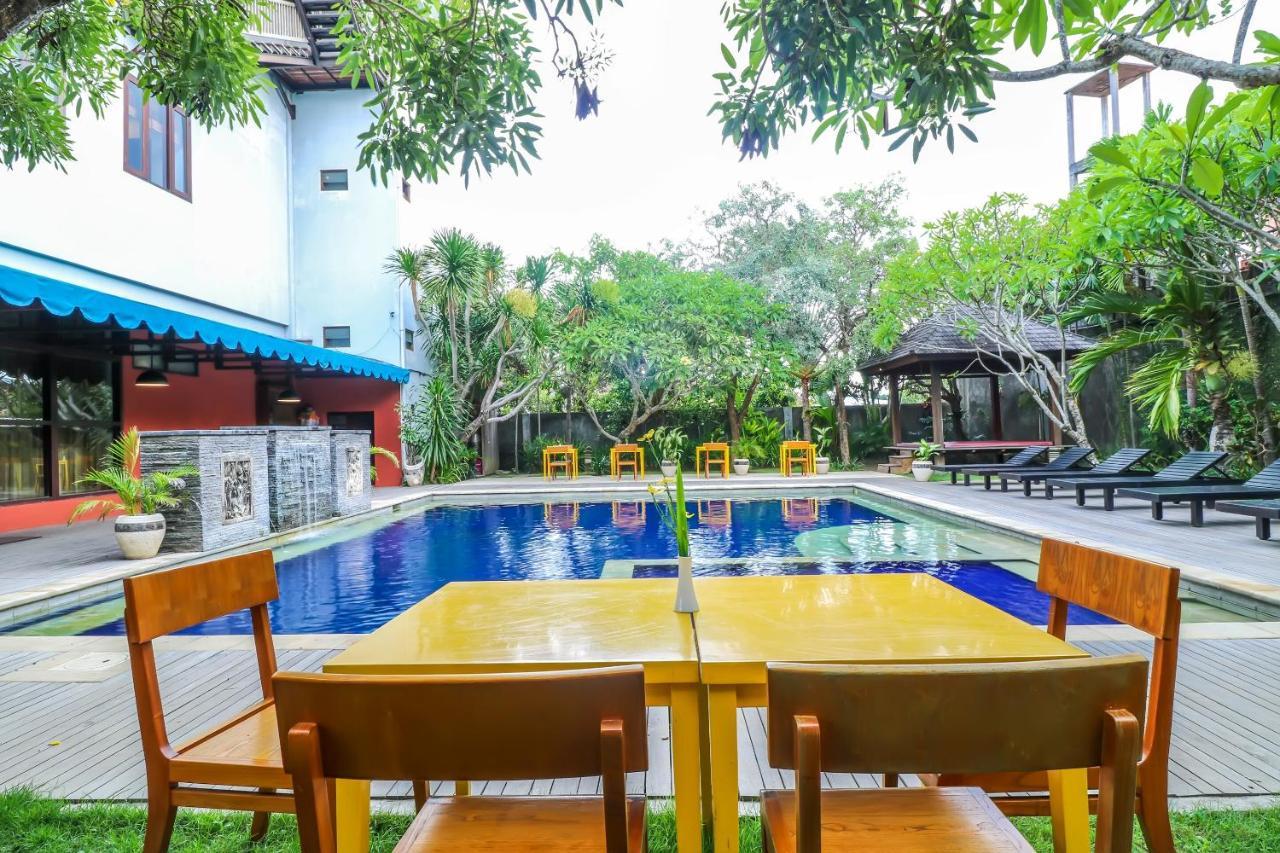 Capital O 2114 Grand Jimbaran Boutique Hotel Exterior photo