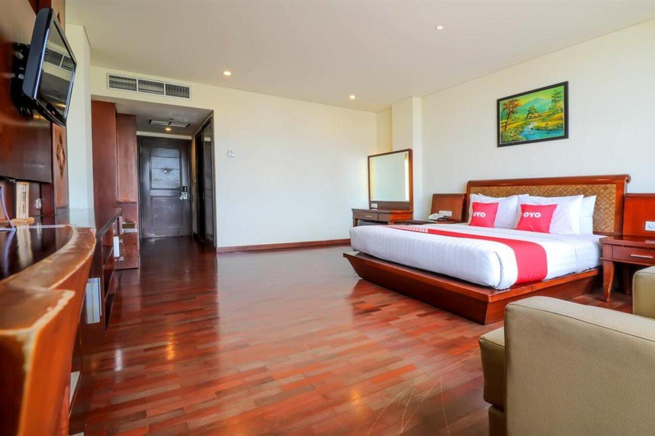 Capital O 2114 Grand Jimbaran Boutique Hotel Exterior photo