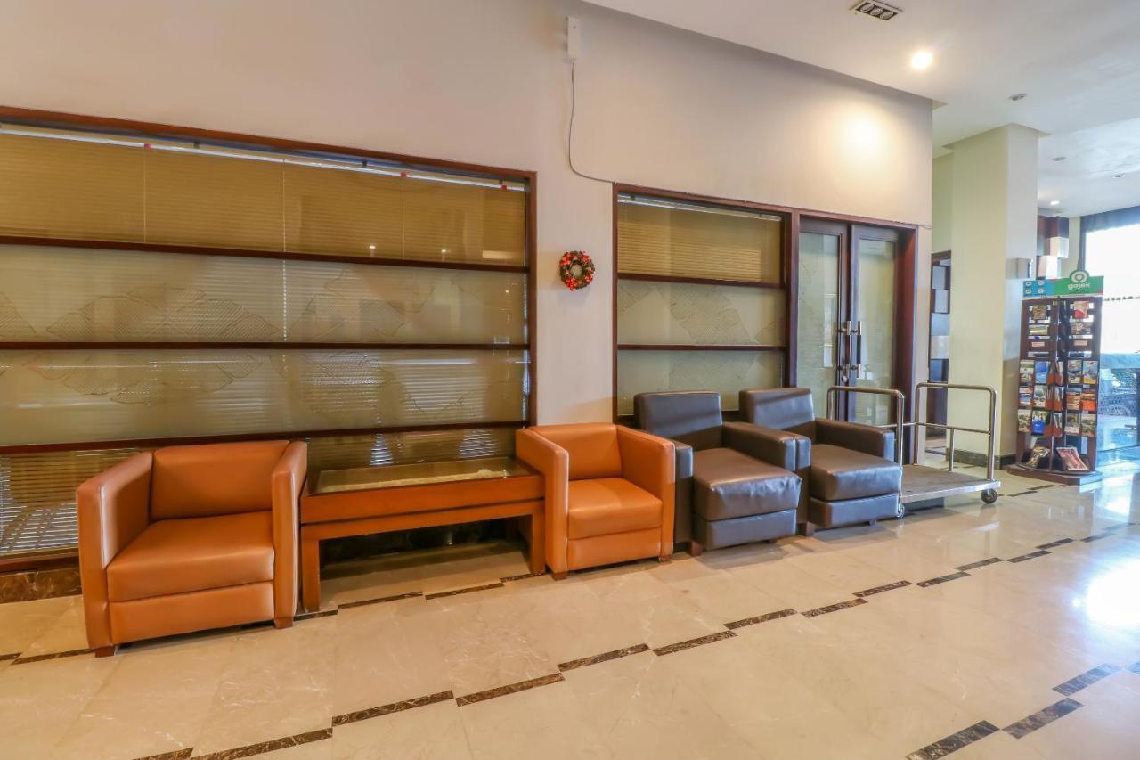 Capital O 2114 Grand Jimbaran Boutique Hotel Exterior photo