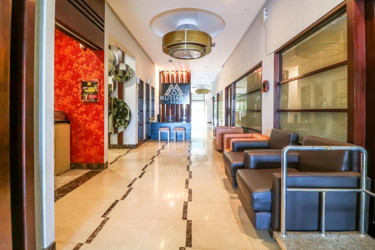 Capital O 2114 Grand Jimbaran Boutique Hotel Exterior photo